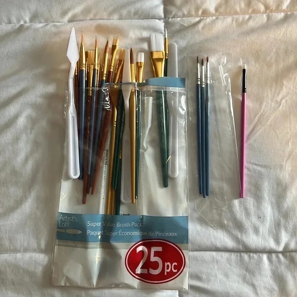 Arts & Crafts - Picture 9 of 11